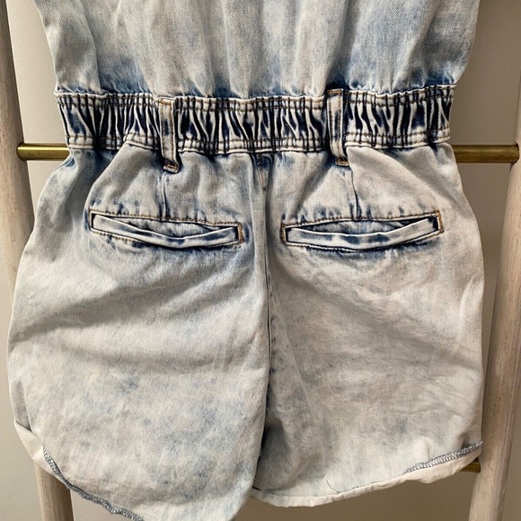 Blank NYC Time Zone Blue Washed Denim Short Sleeve Cotton Casual Romper Size S - Picture 12 of 12